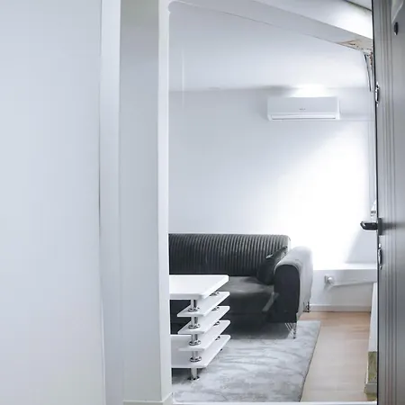 Engadin's Modern Apartman